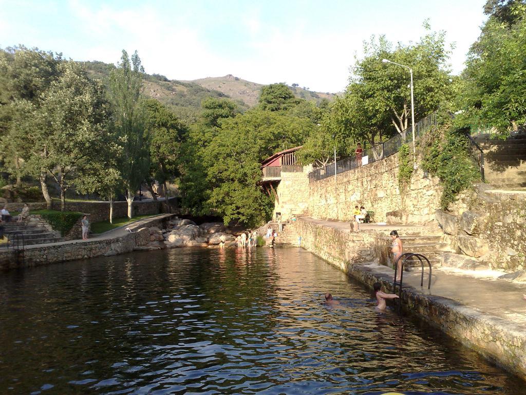 Casas del Monte Casas Rurales La Dehesa מראה חיצוני תמונה
